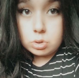 Meet your Posher, Marisa